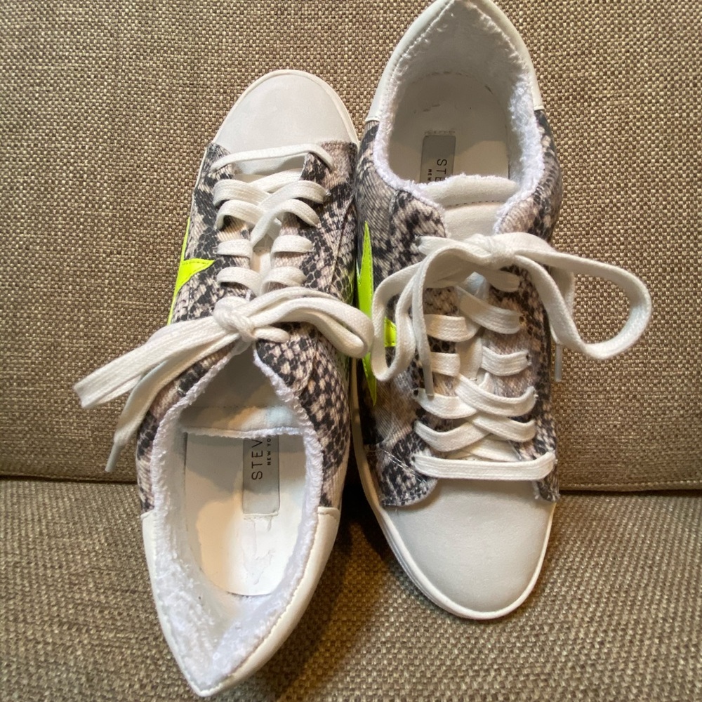 Steve Madden sneakers. Worn once. - Picture 3 of 12